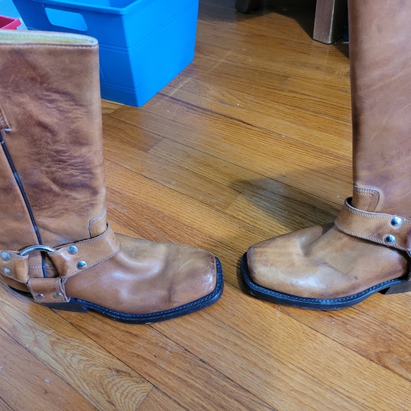 Brown Leather Riding Boots - Picture 5 of 8